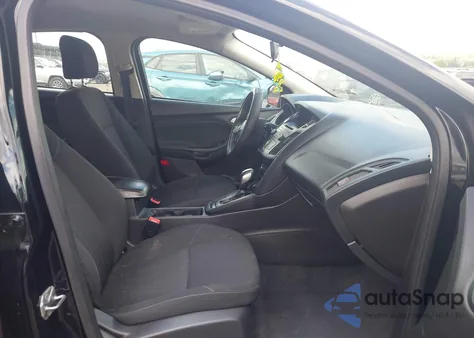 2016 Ford Focus Se из США, поврежденный, VIN 1FADP3K2XGL317926